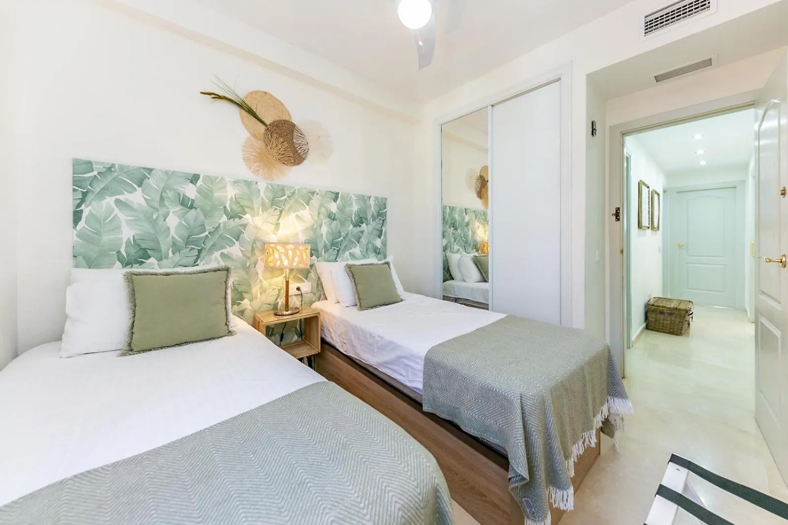 Penthouse Beach Apartment Fuengirola 0*,
